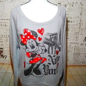 Disney Minnie Mouse NY City graphic sweatshirt M